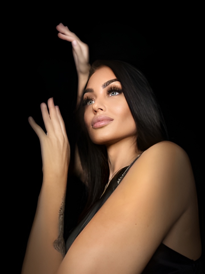 Индивидуалка Майя, доступна для личного знакомства от 2000 руб