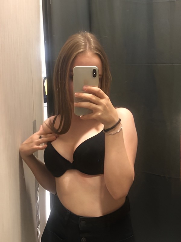 Хельга привлекательная девушка из Вязьмы цена от 10000 руб