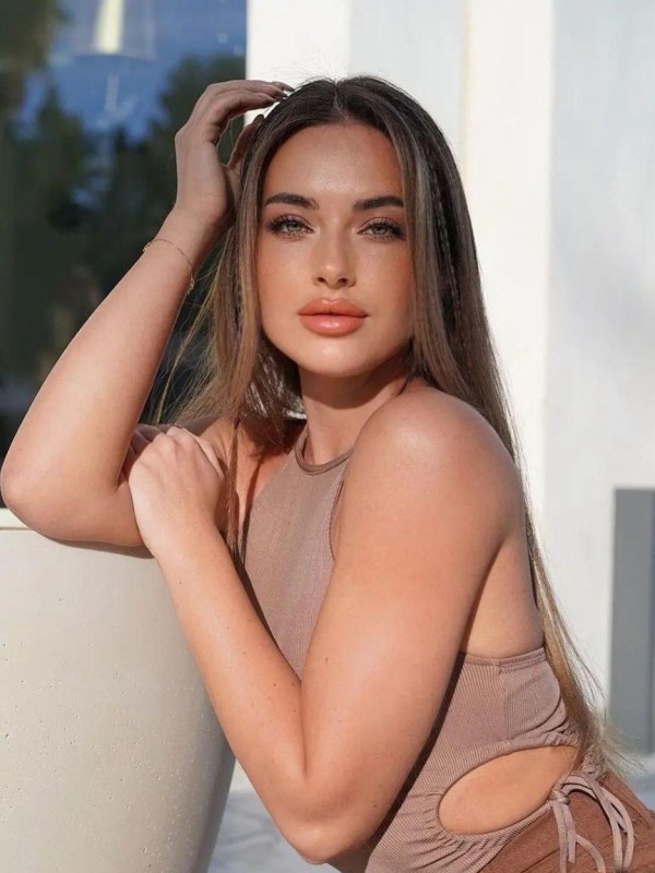 Алла привлекательная девушка из Вязьмы цена от 4000 руб